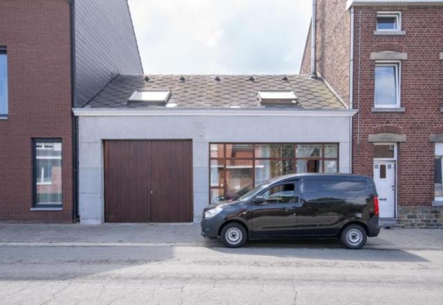 AUBEL : Petite maison + garage rue de Messitert - 145.000 €