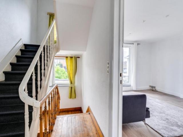 AUBEL - Charmante maison avec superbe jardin proche du centre !  275.000 €