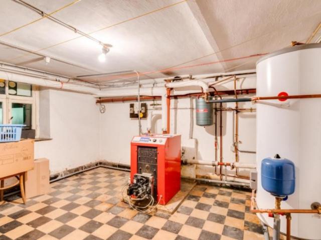 AUBEL - Charmante maison avec superbe jardin proche du centre !  275.000 €