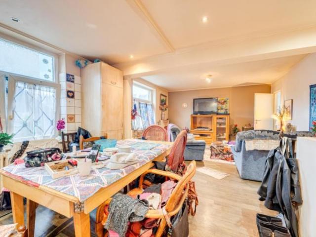 VENDU ! Spa (centre) - Appartement - rue du Waux-Hall, 12 - 104.500 €
