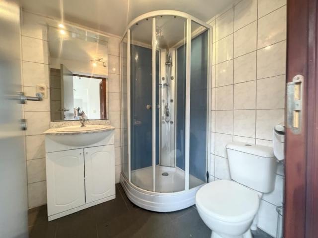 VERVIERS - IMMEUBLE 3 APPARTEMENTS - 200.000 €