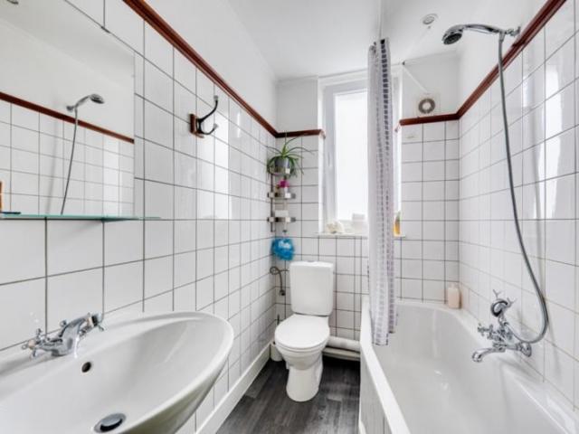 VENDU ! Spa (centre) - Appartement 1 chambre 2ème étage - rue du Waux-Hall 12 - 119.500 €