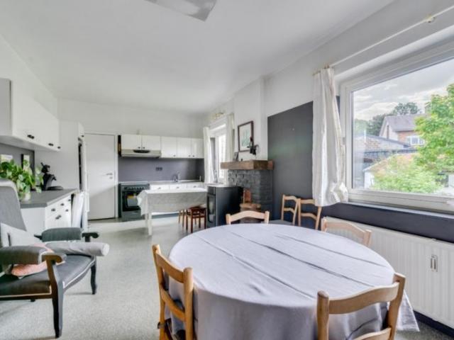 AUBEL - Charmante maison avec superbe jardin proche du centre !  275.000 €